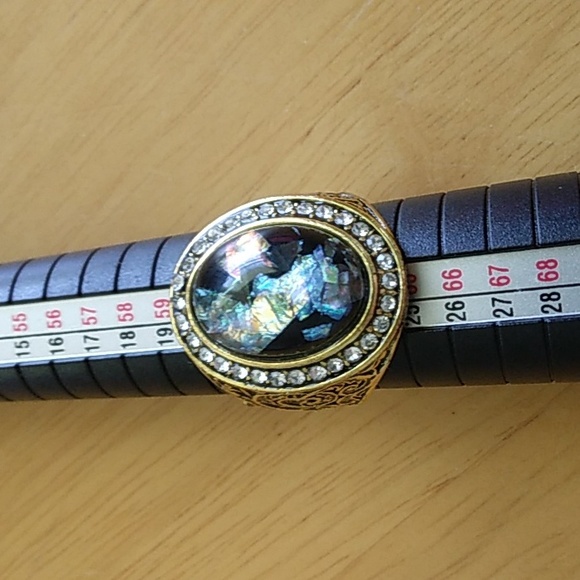 Boutique Other - Mens Ring Size 10 *Flaw*